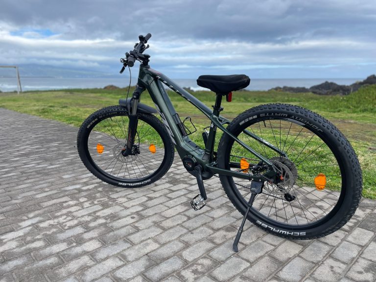 E-Bike • Ribeira Grande (HD) - At the starting point, we will spend around 15 minutes to give you a quick safety briefing...
